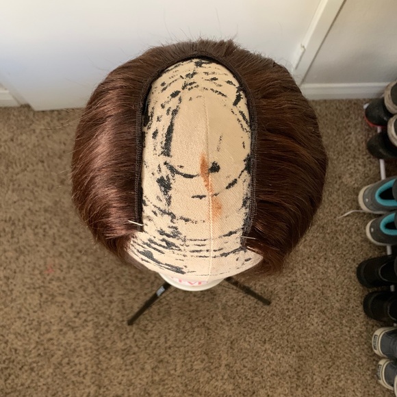 U-Part Wig - Picture 6 of 13